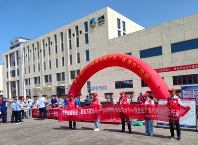 守護(hù)公路安全,服務(wù)萬(wàn)家出行--2025年進(jìn)賢公路分中心安全生產(chǎn)宣傳咨詢(xún)?nèi)赵谛袆?dòng)